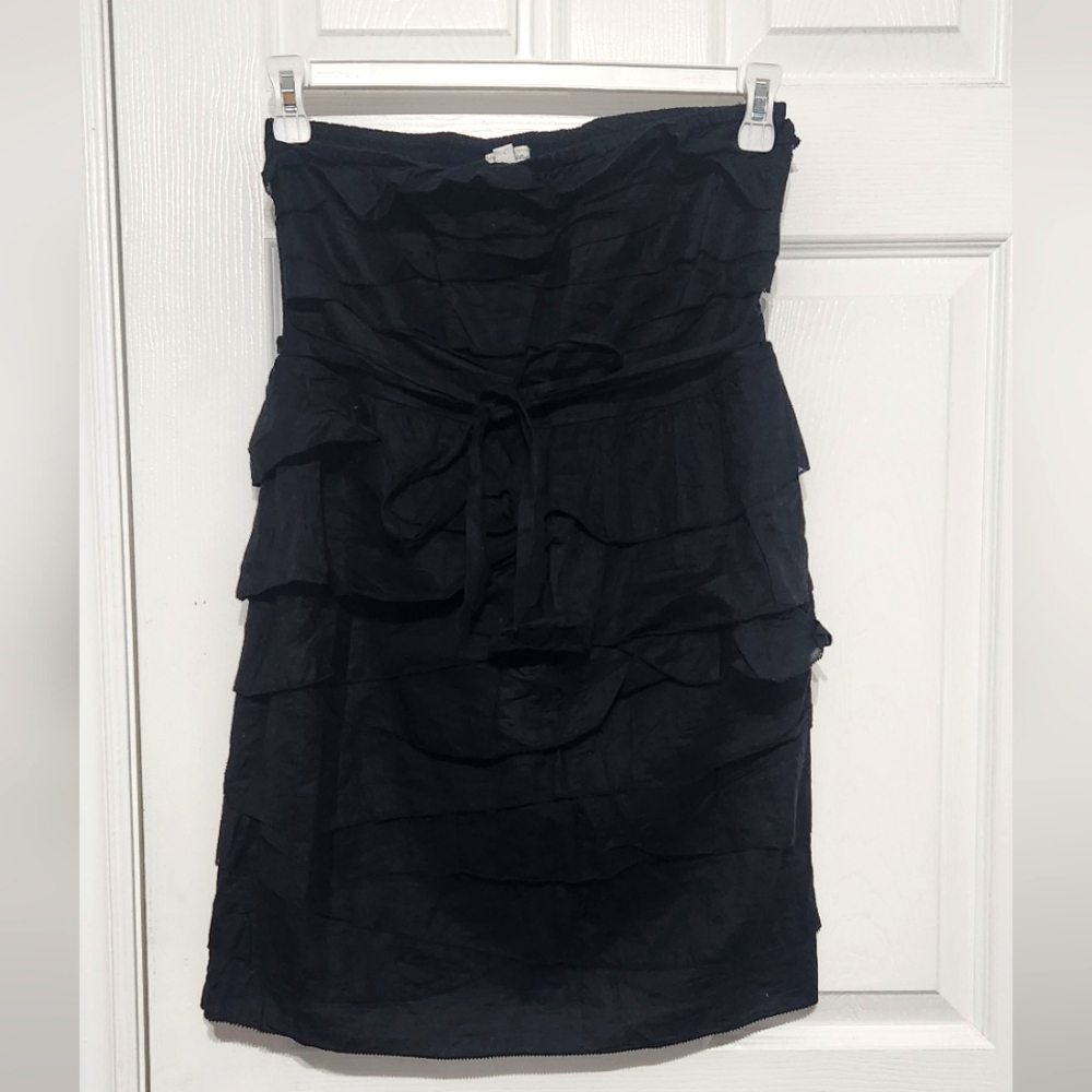 Elegant Black Strapless Dress
